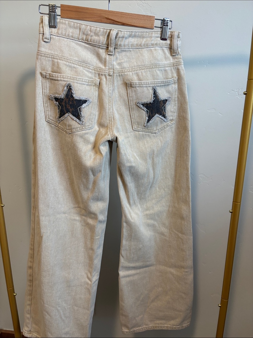 Edikted Cream Wide-Leg Jeans with Dark Star Back Patches